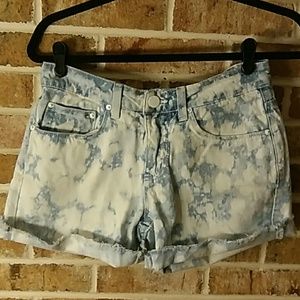 - BDG Urban Outfitter Bleached Denim Boyfriend Shorts